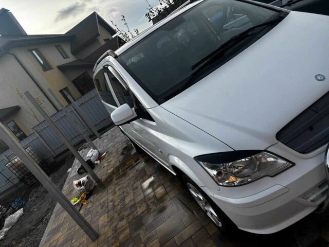 Білий Мерседес Віто, об'ємом двигуна 2.1 л та пробігом 222 тис. км за 10500 $, фото 12 на Automoto.ua