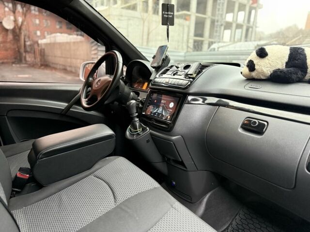 Білий Мерседес Віто, об'ємом двигуна 2.1 л та пробігом 293 тис. км за 12000 $, фото 14 на Automoto.ua