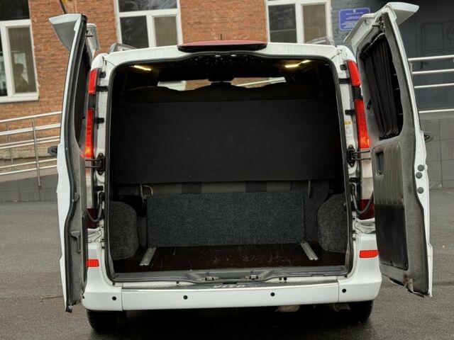 Білий Мерседес Віто, об'ємом двигуна 2.1 л та пробігом 293 тис. км за 12000 $, фото 11 на Automoto.ua