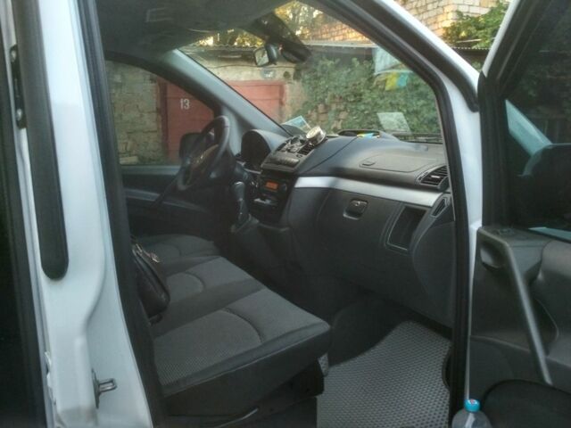 Мерседес Вито 2012 в Арцизе на Automoto.ua Белый Мерседес Вито, объемом двигателя 2.1 л и пробегом 257 тыс. км за 12500 $, фото 7 на Automoto.ua