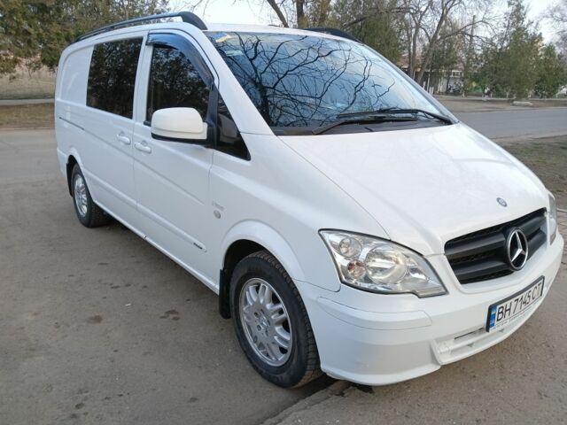 Мерседес Вито 2012 в Арцизе на Automoto.ua Белый Мерседес Вито, объемом двигателя 2.1 л и пробегом 257 тыс. км за 12500 $, фото 2 на Automoto.ua