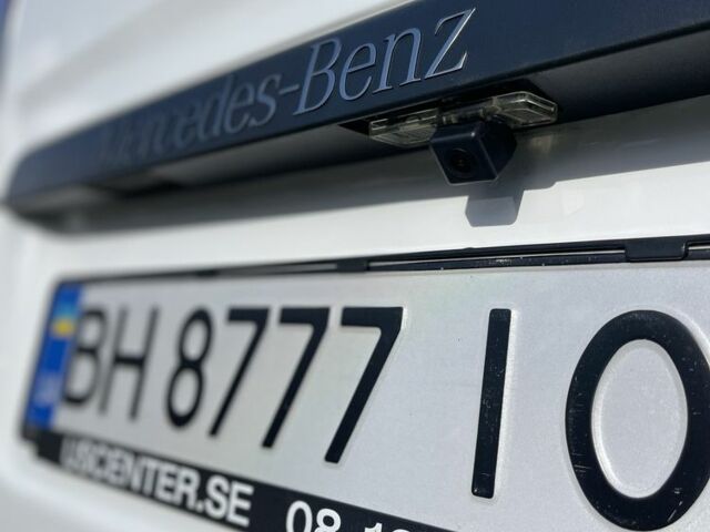 Белый Мерседес Вито, объемом двигателя 2.1 л и пробегом 300 тыс. км за 10800 $, фото 6 на Automoto.ua