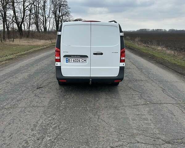 Белый Мерседес Вито, объемом двигателя 1.6 л и пробегом 99 тыс. км за 13500 $, фото 12 на Automoto.ua