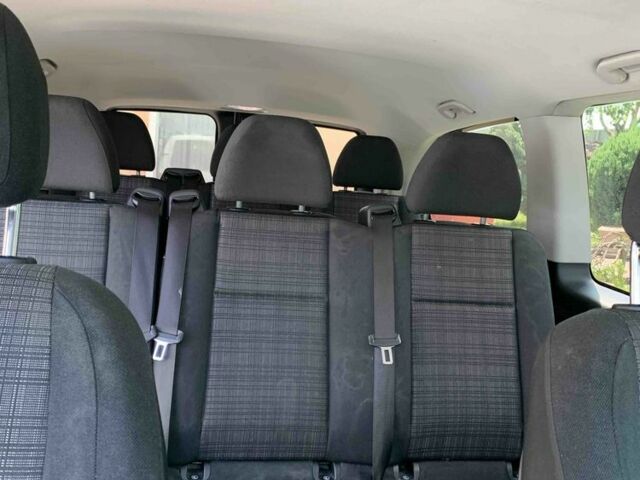 Белый Мерседес Вито, объемом двигателя 2 л и пробегом 83 тыс. км за 19500 $, фото 7 на Automoto.ua