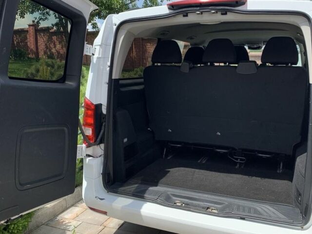 Белый Мерседес Вито, объемом двигателя 2 л и пробегом 83 тыс. км за 19500 $, фото 4 на Automoto.ua