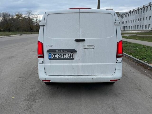 Білий Мерседес Віто, об'ємом двигуна 1.6 л та пробігом 100 тис. км за 19000 $, фото 5 на Automoto.ua