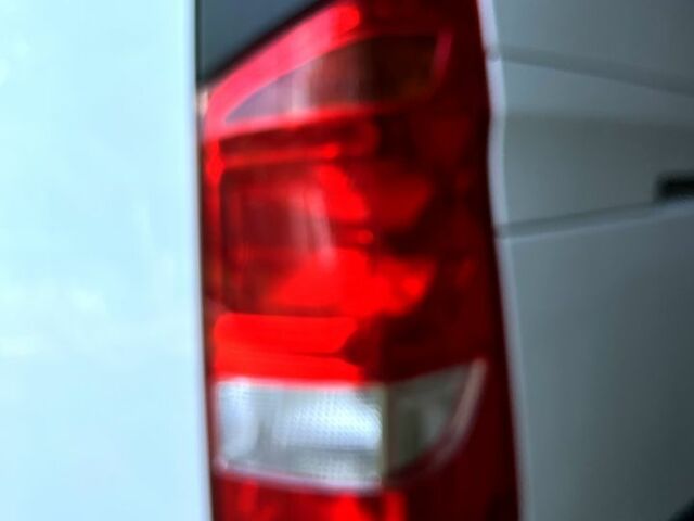 Белый Мерседес Вито, объемом двигателя 0 л и пробегом 55 тыс. км за 18000 $, фото 7 на Automoto.ua