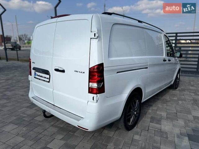 Белый Мерседес Вито, объемом двигателя 2 л и пробегом 225 тыс. км за 22900 $, фото 12 на Automoto.ua