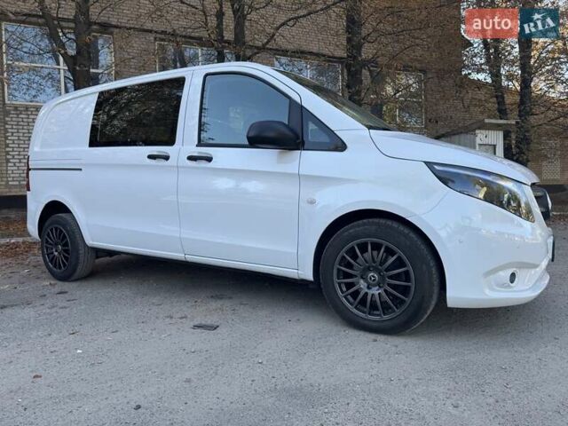 Мерседес Вито 2021 в Запорожье на Automoto.ua Белый Мерседес Вито, объемом двигателя 0 л и пробегом 93 тыс. км за 20900 $, фото 8 на Automoto.ua