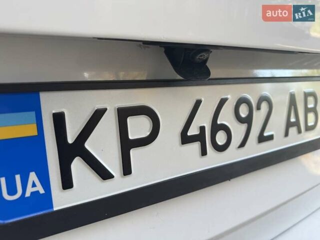 Мерседес Вито 2021 в Запорожье на Automoto.ua Белый Мерседес Вито, объемом двигателя 0 л и пробегом 93 тыс. км за 20900 $, фото 27 на Automoto.ua