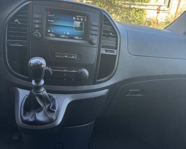 Мерседес Вито 2021 в Запорожье на Automoto.ua Белый Мерседес Вито, объемом двигателя 0 л и пробегом 93 тыс. км за 20900 $, фото 34 на Automoto.ua