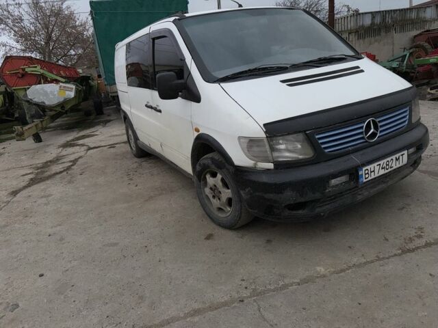 Белый Мерседес Вито, объемом двигателя 0 л и пробегом 333 тыс. км за 2200 $, фото 3 на Automoto.ua