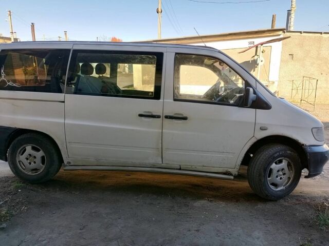 Білий Мерседес Віто, об'ємом двигуна 2.3 л та пробігом 540 тис. км за 3250 $, фото 3 на Automoto.ua