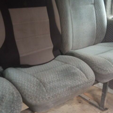 Белый Мерседес Вито, объемом двигателя 2.3 л и пробегом 500 тыс. км за 1000 $, фото 12 на Automoto.ua