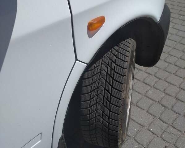 Білий Мерседес Віто, об'ємом двигуна 2.3 л та пробігом 480 тис. км за 5500 $, фото 12 на Automoto.ua