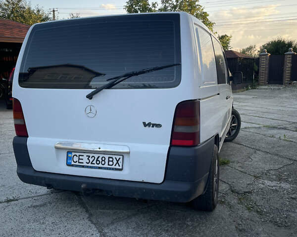 Белый Мерседес Вито, объемом двигателя 2.3 л и пробегом 380 тыс. км за 4500 $, фото 2 на Automoto.ua