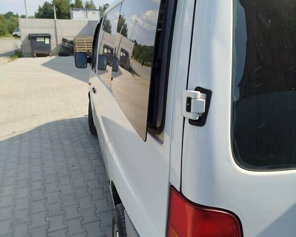 Білий Мерседес Віто, об'ємом двигуна 2.3 л та пробігом 487 тис. км за 5200 $, фото 14 на Automoto.ua