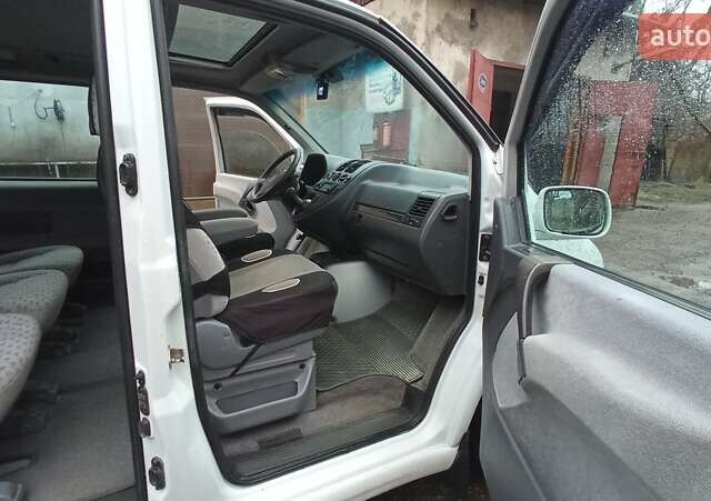 Білий Мерседес Віто, об'ємом двигуна 2.3 л та пробігом 355 тис. км за 6800 $, фото 12 на Automoto.ua