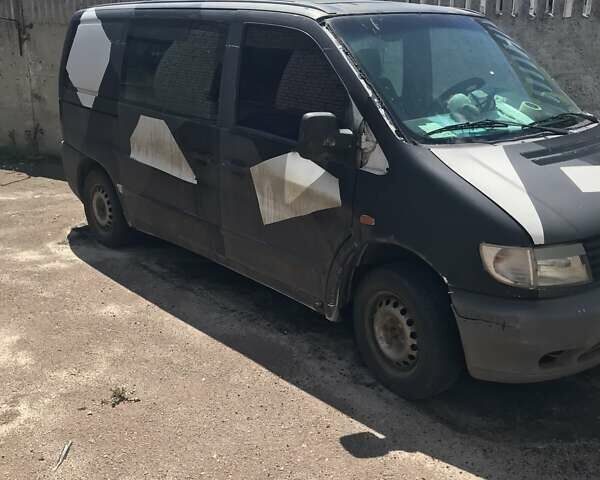 Белый Мерседес Вито, объемом двигателя 2.3 л и пробегом 283 тыс. км за 2732 $, фото 2 на Automoto.ua