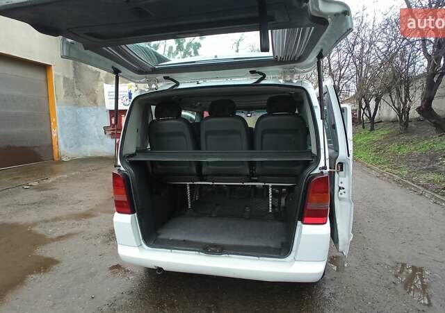 Білий Мерседес Віто, об'ємом двигуна 2.3 л та пробігом 355 тис. км за 6800 $, фото 14 на Automoto.ua