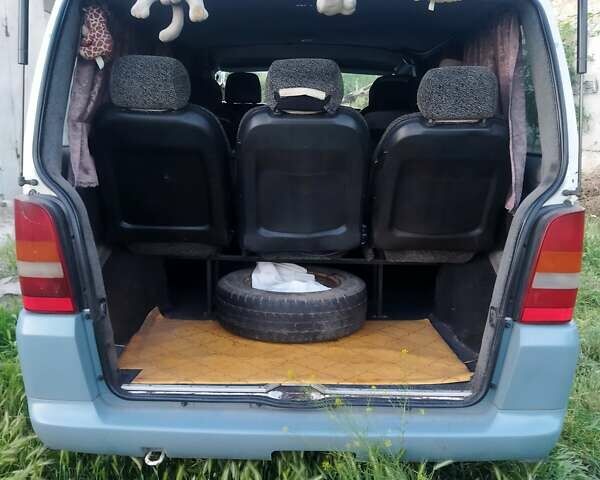 Белый Мерседес Вито, объемом двигателя 2.3 л и пробегом 550 тыс. км за 4300 $, фото 4 на Automoto.ua