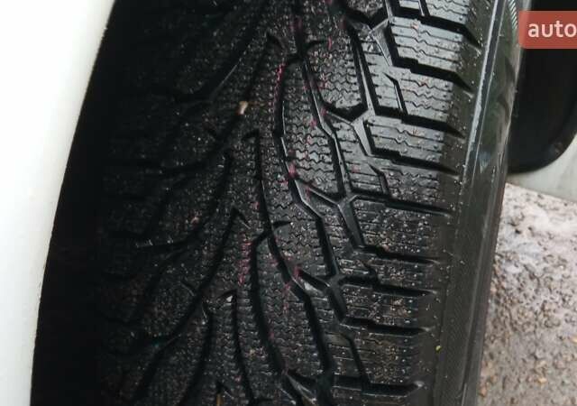 Білий Мерседес Віто, об'ємом двигуна 2.3 л та пробігом 355 тис. км за 6800 $, фото 3 на Automoto.ua