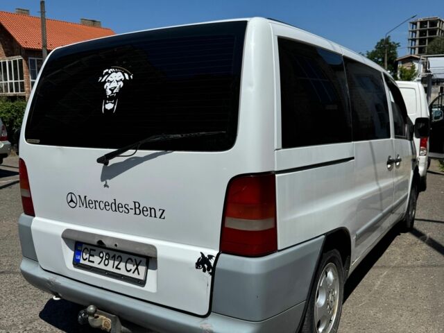 Белый Мерседес Вито, объемом двигателя 2.2 л и пробегом 360 тыс. км за 4600 $, фото 3 на Automoto.ua