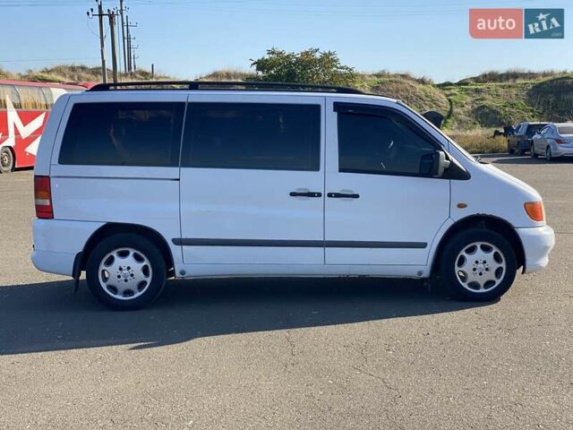 Білий Мерседес Віто, об'ємом двигуна 2.15 л та пробігом 274 тис. км за 4999 $, фото 8 на Automoto.ua