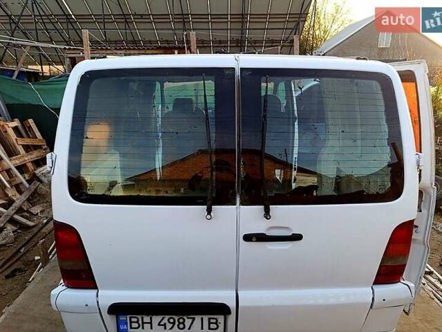 Білий Мерседес Віто, об'ємом двигуна 2.1 л та пробігом 469 тис. км за 2800 $, фото 8 на Automoto.ua