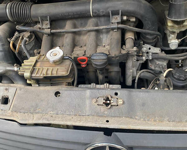 Білий Мерседес Віто, об'ємом двигуна 2.15 л та пробігом 350 тис. км за 4500 $, фото 5 на Automoto.ua