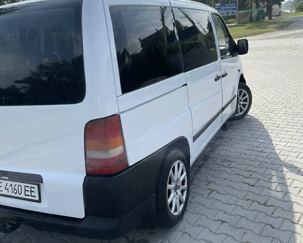 Белый Мерседес Вито, объемом двигателя 2.15 л и пробегом 357 тыс. км за 4950 $, фото 5 на Automoto.ua