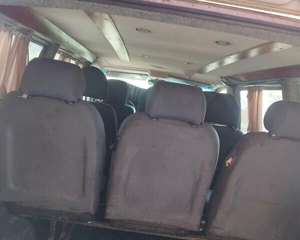 Білий Мерседес Віто, об'ємом двигуна 2.2 л та пробігом 215 тис. км за 1200 $, фото 6 на Automoto.ua