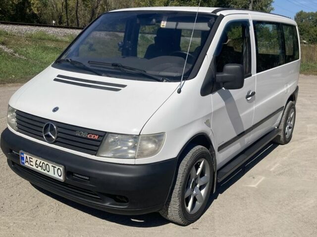 Белый Мерседес Вито, объемом двигателя 2.1 л и пробегом 380 тыс. км за 4300 $, фото 1 на Automoto.ua