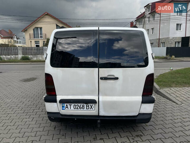 Білий Мерседес Віто, об'ємом двигуна 2.15 л та пробігом 300 тис. км за 2800 $, фото 10 на Automoto.ua