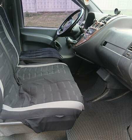 Мерседес Вито 1999 в Кривом Роге на Automoto.ua Белый Мерседес Вито, объемом двигателя 2.3 л и пробегом 500 тыс. км за 3000 $, фото 3 на Automoto.ua