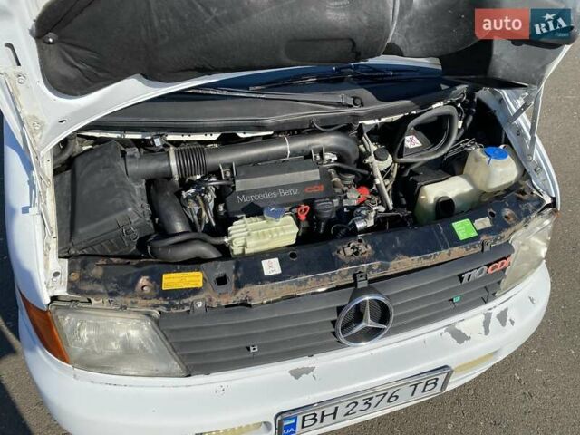 Білий Мерседес Віто, об'ємом двигуна 2.15 л та пробігом 274 тис. км за 4999 $, фото 19 на Automoto.ua