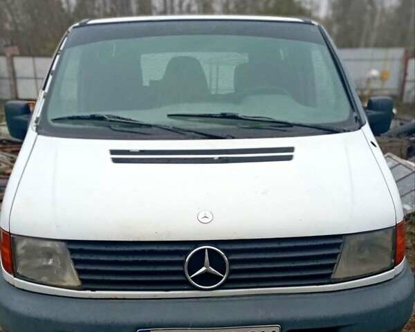 Білий Мерседес Віто, об'ємом двигуна 2.3 л та пробігом 400 тис. км за 1700 $, фото 4 на Automoto.ua