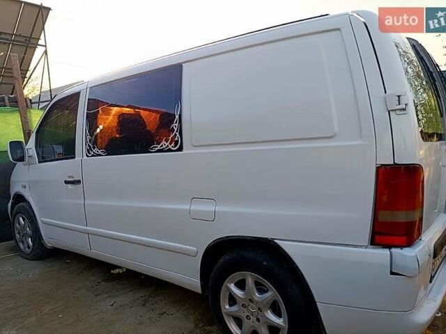 Білий Мерседес Віто, об'ємом двигуна 2.1 л та пробігом 469 тис. км за 2800 $, фото 3 на Automoto.ua