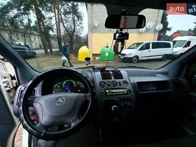 Білий Мерседес Віто, об'ємом двигуна 2.2 л та пробігом 450 тис. км за 4500 $, фото 10 на Automoto.ua