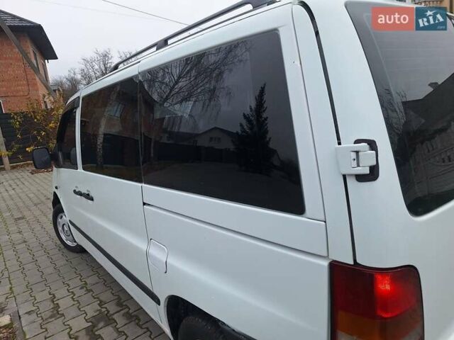Белый Мерседес Вито, объемом двигателя 2.2 л и пробегом 333 тыс. км за 3700 $, фото 7 на Automoto.ua