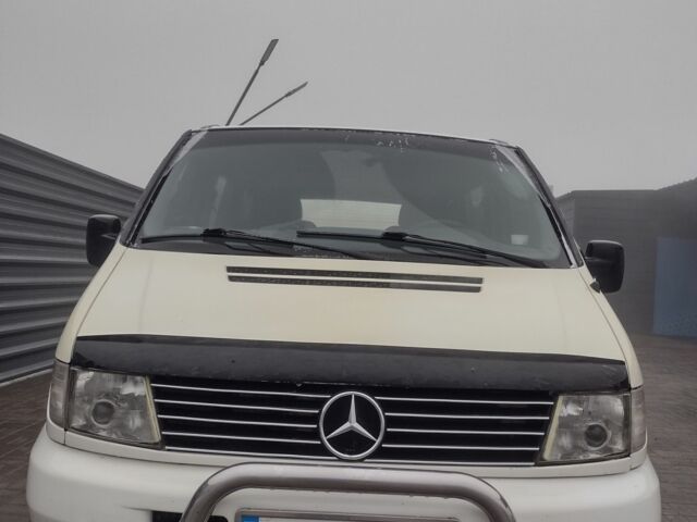 Белый Мерседес Вито, объемом двигателя 2.1 л и пробегом 365 тыс. км за 5000 $, фото 7 на Automoto.ua