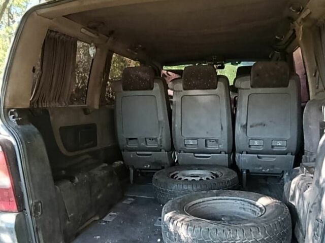 Белый Мерседес Вито, объемом двигателя 0 л и пробегом 660 тыс. км за 3200 $, фото 7 на Automoto.ua