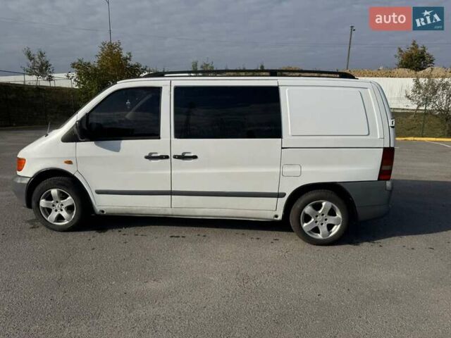 Белый Мерседес Вито, объемом двигателя 2.15 л и пробегом 280 тыс. км за 3700 $, фото 4 на Automoto.ua