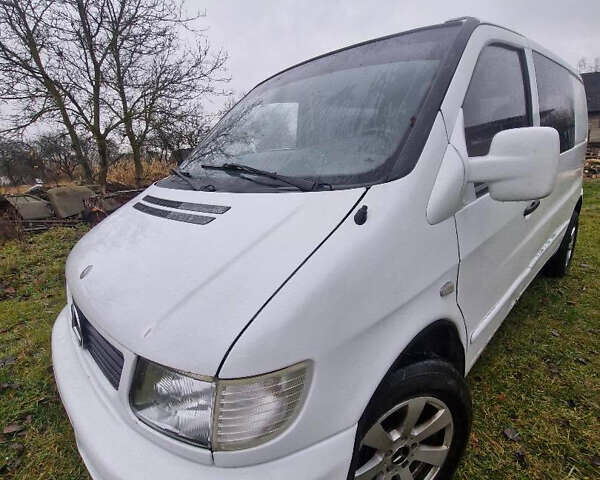 Белый Мерседес Вито, объемом двигателя 2.15 л и пробегом 350 тыс. км за 3000 $, фото 5 на Automoto.ua