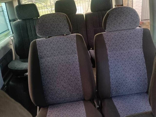 Білий Мерседес Віто, об'ємом двигуна 2.1 л та пробігом 300 тис. км за 2700 $, фото 6 на Automoto.ua