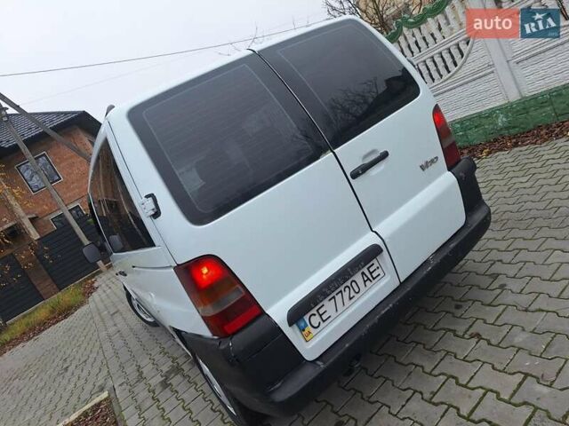 Белый Мерседес Вито, объемом двигателя 2.2 л и пробегом 333 тыс. км за 3700 $, фото 5 на Automoto.ua