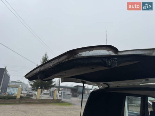 Білий Мерседес Віто, об'ємом двигуна 2.2 л та пробігом 400 тис. км за 5000 $, фото 16 на Automoto.ua