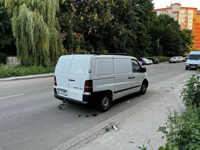 Белый Мерседес Вито, объемом двигателя 2.2 л и пробегом 384 тыс. км за 2650 $, фото 12 на Automoto.ua