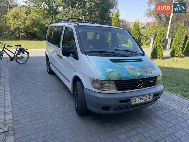 Белый Мерседес Вито, объемом двигателя 2.2 л и пробегом 499 тыс. км за 4900 $, фото 1 на Automoto.ua