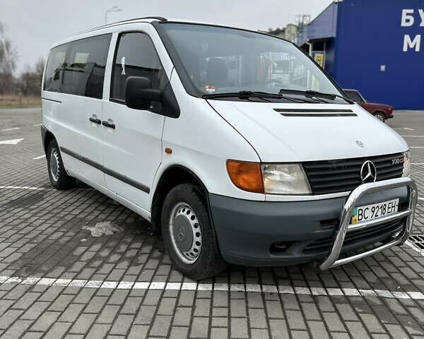 Белый Мерседес Вито, объемом двигателя 2.15 л и пробегом 320 тыс. км за 4800 $, фото 5 на Automoto.ua